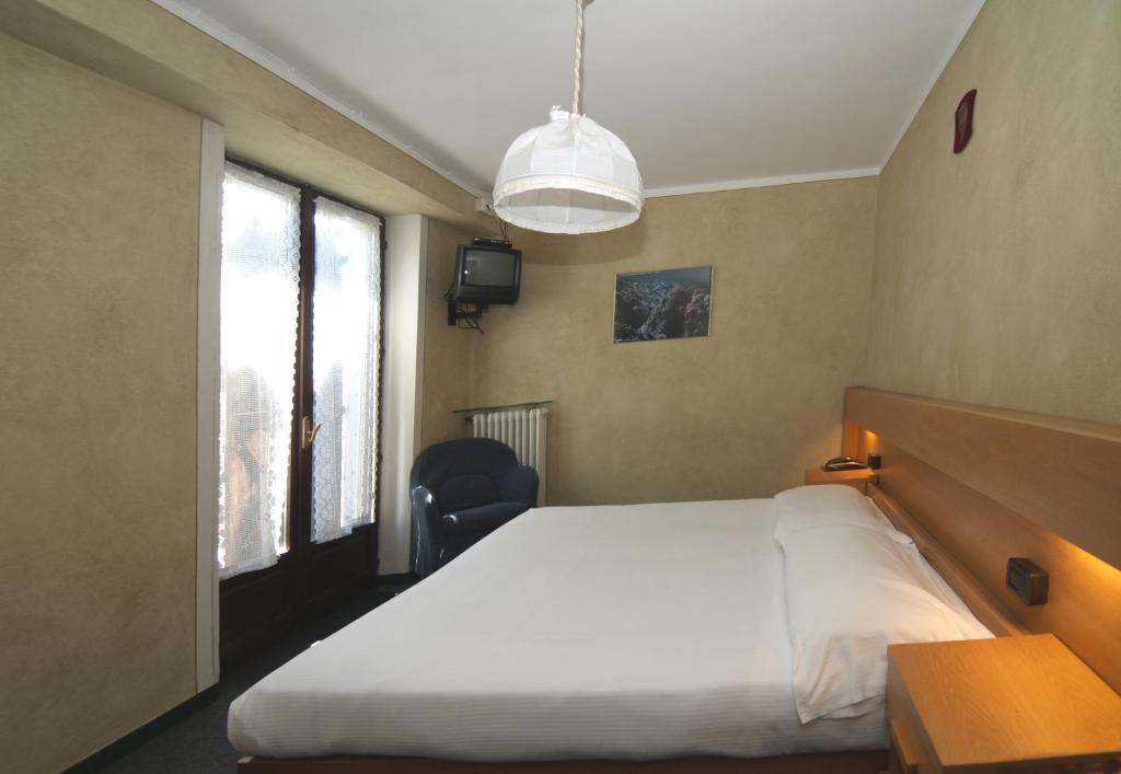 Albergo Nazionale Vernante Værelse billede